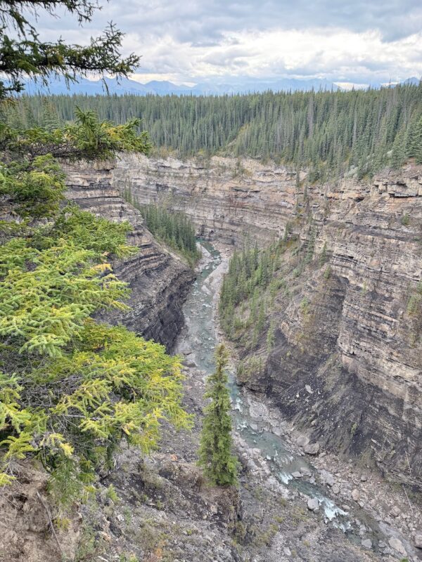 PlanetSKI’s Autumn Adventures in Canada Take to the Road